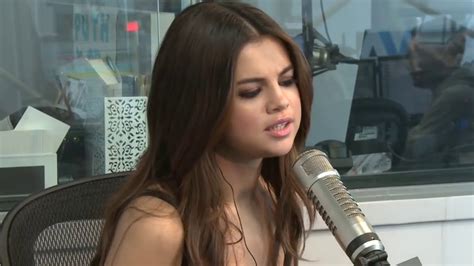 selena ryan fart